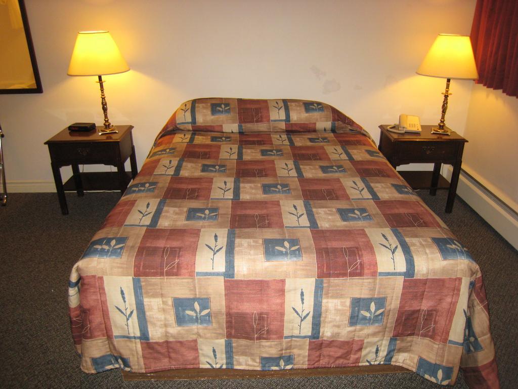 Downtowner Motor Inn Creston Zimmer foto