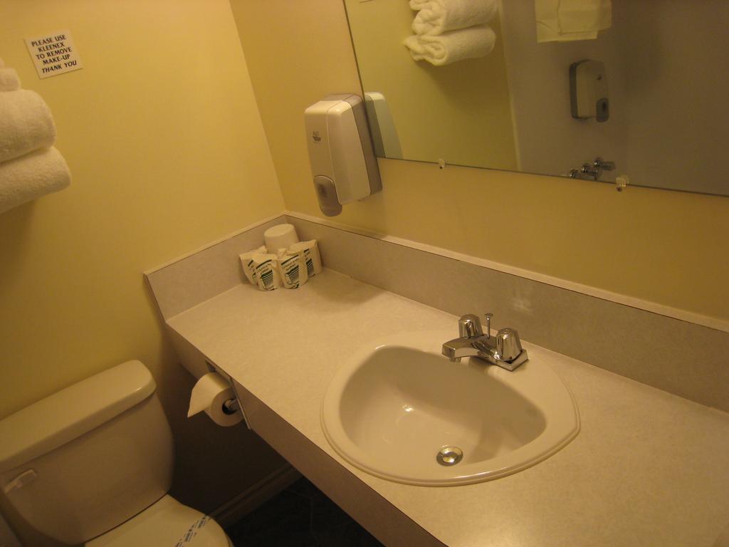 Downtowner Motor Inn Creston Zimmer foto