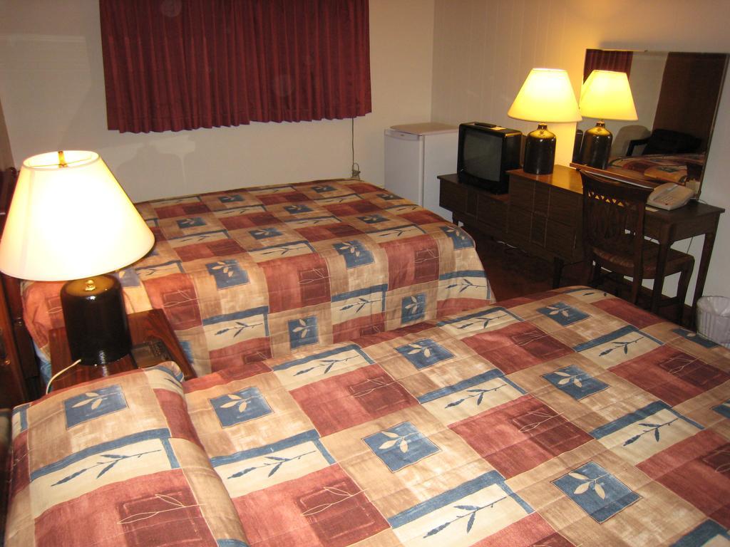 Downtowner Motor Inn Creston Zimmer foto