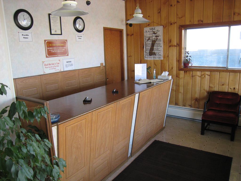 Downtowner Motor Inn Creston Exterior foto