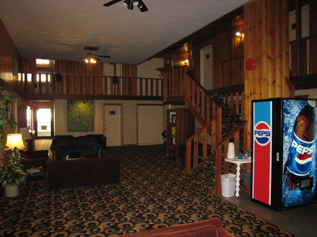 Downtowner Motor Inn Creston Exterior foto