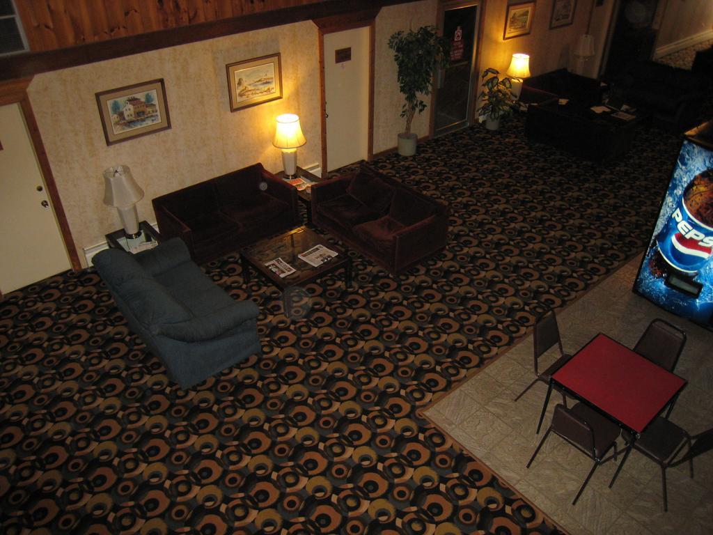 Downtowner Motor Inn Creston Exterior foto